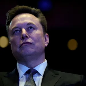 Elon Musk fusionne xAI et SpaceX pour bâtir des centres de données en orbite