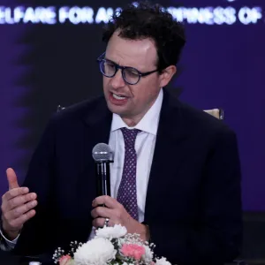 Derrière le bras de fer entre Donald Trump et Anthropic, les débats politiques, éthiques et philosophiques sur l’usage militaire de l’IA