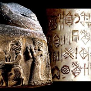 EXCLU. Un Français "craque" une écriture non déchiffrée de plus de 4000 ans, remettant en cause la seule invention de l'écriture en Mésopotamie