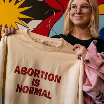 L’AbortOmat, le distributeur de pilule abortive qui contourne la loi anti-IVG en Pologne