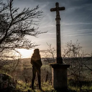 « C’est venu rebattre les convictions que j’avais » : chrétiennes pratiquantes, elles ont eu recours à l’avortement