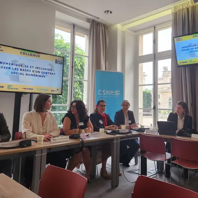 Inclusion numérique : l'IA creuse les inégalités pendant que les financements s'effondrent