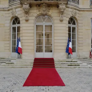 Au NFP, la guerre des négos surdimensionnées