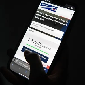 Loi Duplomb : la résurrection du droit de pétition