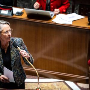 Sur la réforme des retraites, le gouvernement passe au SAV