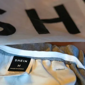 Lutte contre la "fast fashion" : le Sénat approuve une proposition de loi ciblant le géant Shein