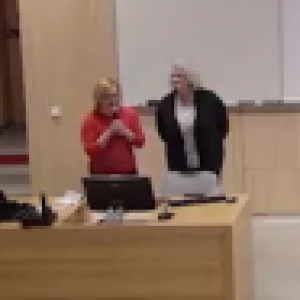 Données personnelles à l’ère de la plateformisation : comprendre, analyser, éduquer (Les)