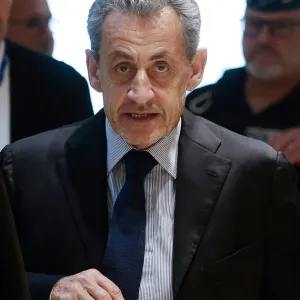 Sarkozy, cachot devant !