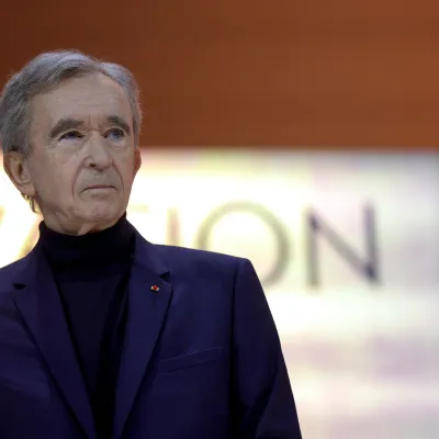 Enquêter sur Bernard Arnault, un exercice sous pression