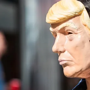 L’automatisation généralisée fait disjoncter le monde du travail et produira partout des Trump