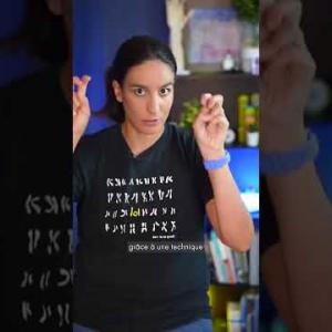 Ces fleurs doivent se boucher le nez 🙊 #shorts