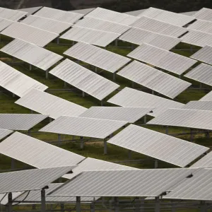 L’Australie annonce construire la «plus grande» ferme solaire du monde