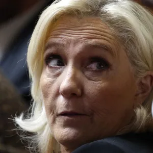 Conseil constitutionnel : Marine Le Pen scrute une décision concernant un élu de Mayotte, déterminante pour sa candidature en 2027