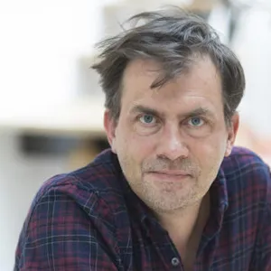 Dominique Cardon, sociologue : « Les vidéos générées par IA ne font pas disparaître l’intérêt que nous portons au réel »