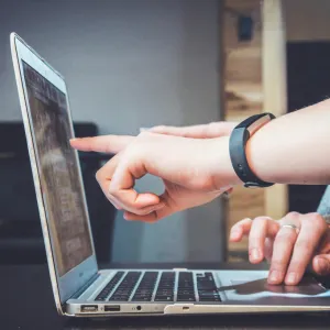 Comment Framasoft sensibilise les acteurices de la médiation numérique aux pratiques numériques éthiques