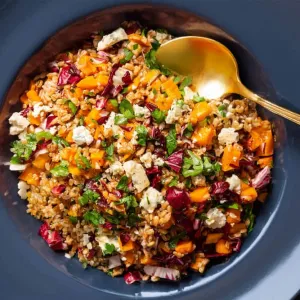 Salade d’épeautre, courge et bleu