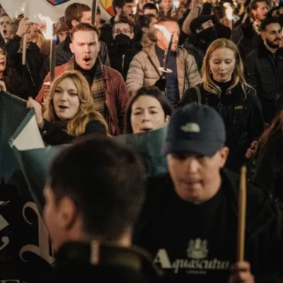 Paris, Londres, Calais… Les identitaires adeptes du rassemblement international