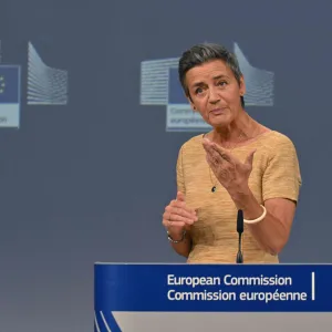 Apple doit rembourser 13 milliards d’euros d’impôts à l’Irlande, ou la victoire de l’UE sur l’optimisation fiscale des multinationales [€]