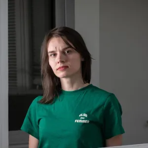 « Je porte plainte contre Julien Bayou pour harcèlement moral et abus de faiblesse »