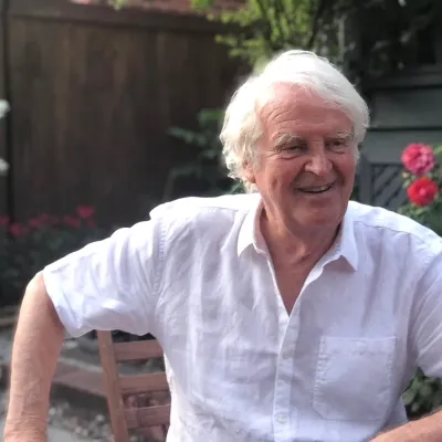 Michel Claes : L’adolescence prolongée, une chance à saisir !