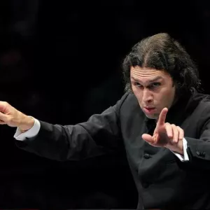 Ils interrompent son concert, Vladimir Jurowski leur donne la parole (Actualité) | Opera Online - Le site des amateurs d'art lyrique