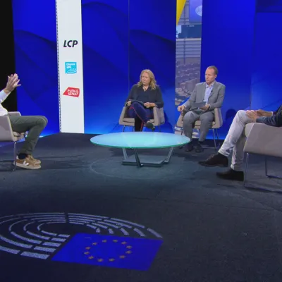 Ici l'Europe - L'intelligence artificielle défie l'humanité : l'Europe doit garder le contrôle sur l'IA