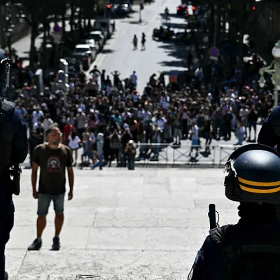 « L’invention du futur », roman d’une jeunesse qui refuse le contrôle social