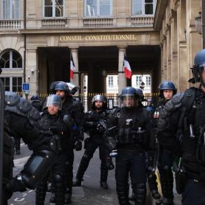 Un Conseil constitutionnel qui se tient sage