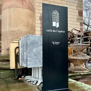 Le Café de l’Opéra cherche toujours un repreneur place Broglie