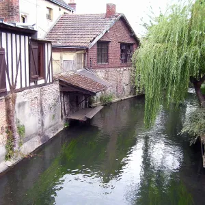 Néoruraux : comment les classes dominantes transforment les campagnes - Frustration Magazine