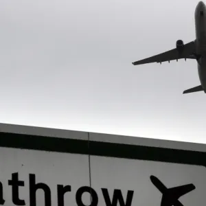 Immigration au Royaume-Uni: l'utilisation de l’intelligence artificielle pour trier les candidats inquiète les ONG