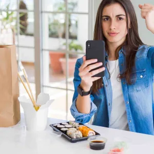 Sur TikTok, la lutte contre le gaspillage tourne à l'hyperconsommation