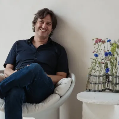 « Il faudrait que l’IA nous pousse vers le monde réel, au lieu de s'y substituer »