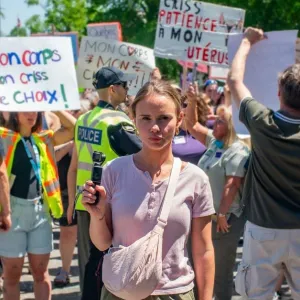 « La peur au ventre », un docu percutant au cœur du mouvement anti-IVG