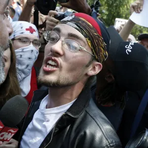 Comment protester contre les néonazis ? Les leçons de l’histoire allemande