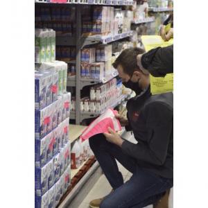 Au Super U de Bernolsheim, les agriculteurs ont traqué les prix « trop » bas