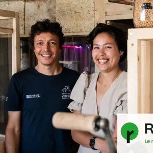 Grillons et tour à champignons : ils vivent en autonomie dans un studio parisien