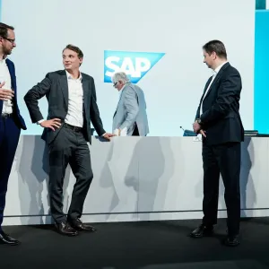 Le géant allemand de l’informatique SAP abandonne ses objectifs en matière de parité face à la pression de l’administration Trump