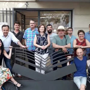 La Cavalcade - le vélo cargo de la librairie coopérative la Cavale à la rencontre des publics empéchés et éloignés du livre (non commercial)