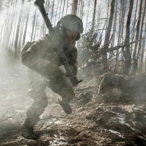 En Ukraine, pluie de dollars contre déluge de feu