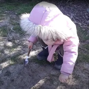 Qu’apprend un enfant qui creuse ?