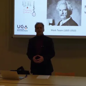 Atelier n°198 : L’intelligence artificielle transforme les organisations : quelle réponse éthique et politique ?.mp4