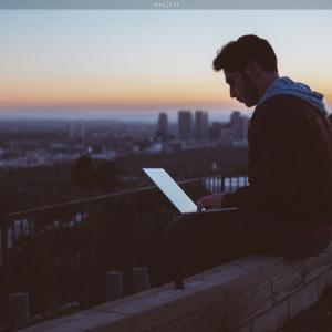 Want to Add App Shortcuts to Ubuntu’s Desktop? Use This Extension