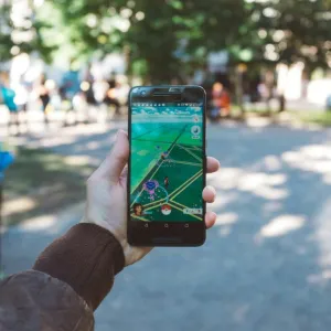 Les joueurs de Pokémon GO ont-ils entraîné une IA utilisée par l’armée américaine ?