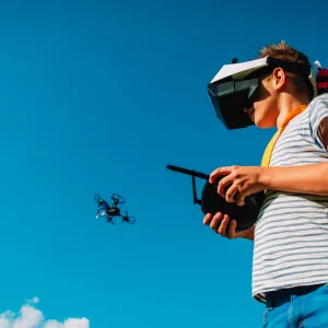 Face à la menace russe, la Lituanie va former des enfants à la construction de drones