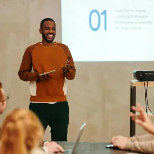 Comment rendre une conférence ou une présentation accessible ? Bonnes pratiques et outils