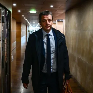 Affaire du chantage à la vidéo intime : le maire de Saint-Etienne, Gaël Perdriau, condamné à quatre ans de prison ferme et cinq ans d'inéligibilité