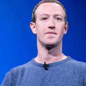 « Superclusters » : Zuckerberg fait (encore) plein d'annonces sur l'IA