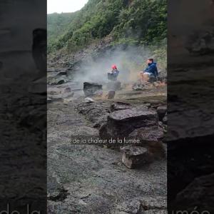 On se fait un barbeuc au volcan ? 🌋 #shorts