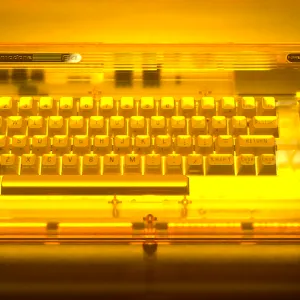 Revoici le Commodore 64 Ultimate : vous reprendrez bien un peu de Pitstop ?